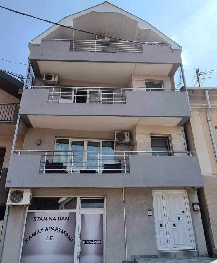 Family Apartmani Le Leskovac  Exteriör bild