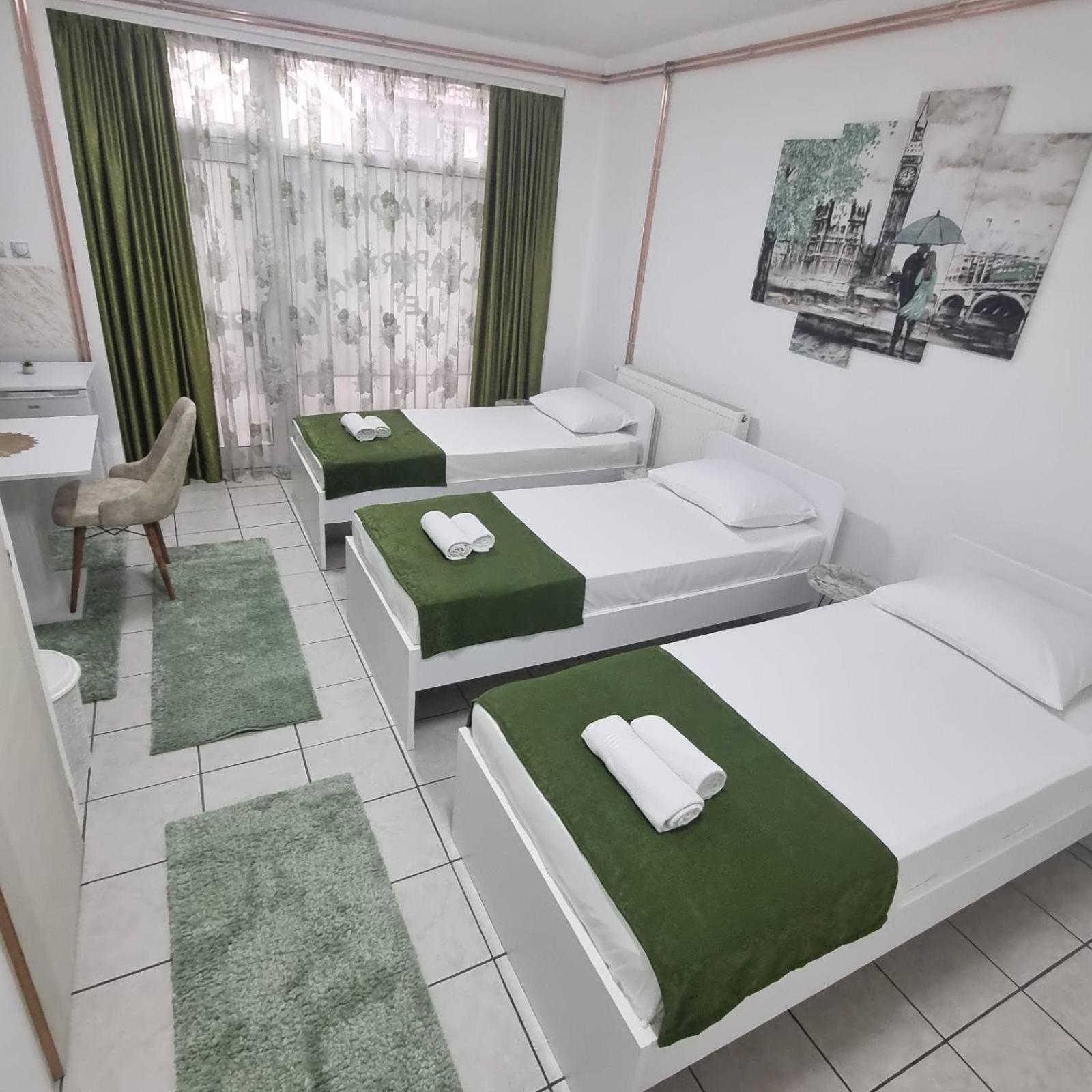 Family Apartmani Le Leskovac  Exteriör bild